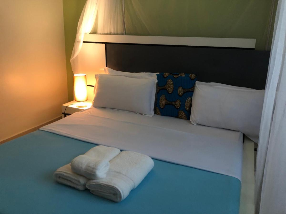 Airport Unique Hotel Entebbe Zewnętrze zdjęcie