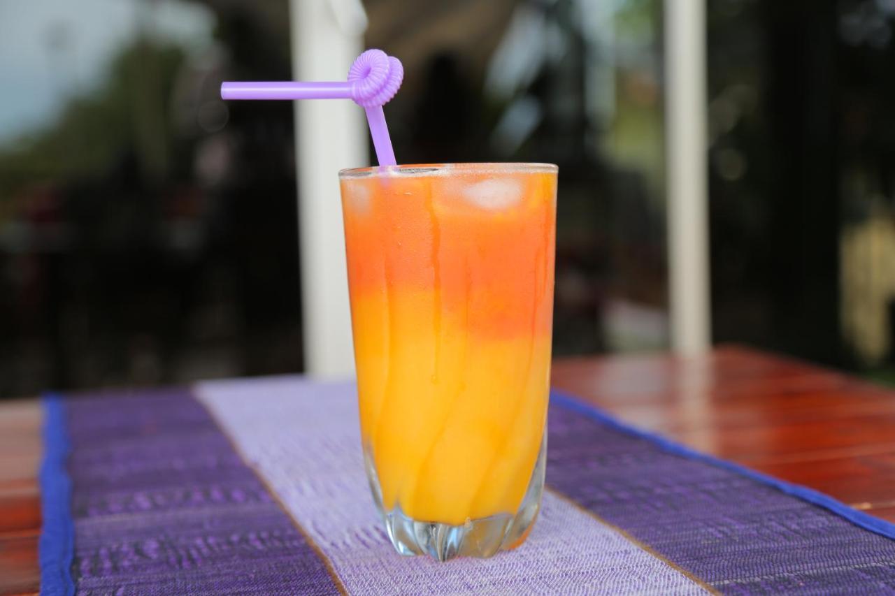 Airport Unique Hotel Entebbe Zewnętrze zdjęcie