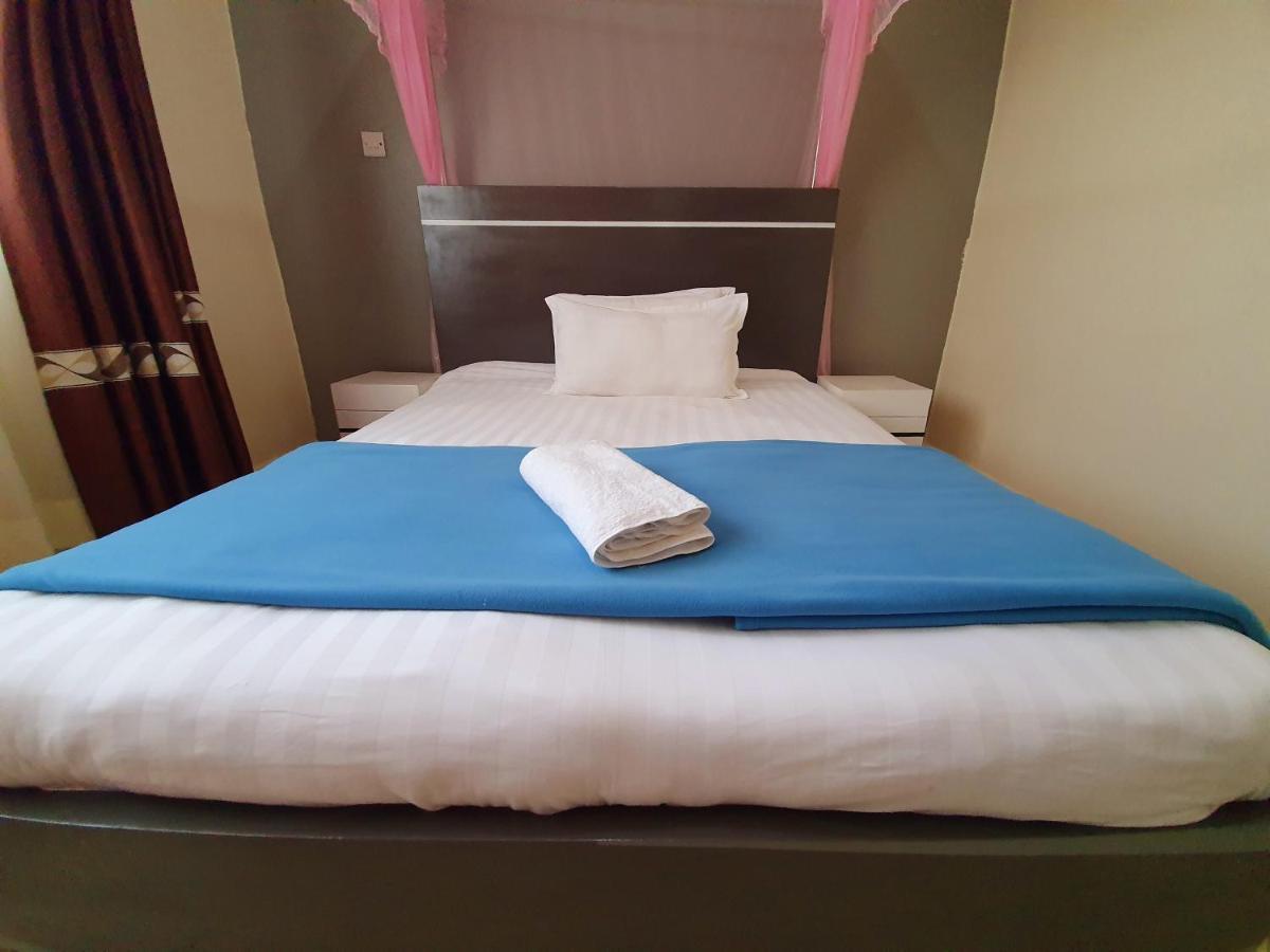 Airport Unique Hotel Entebbe Zewnętrze zdjęcie
