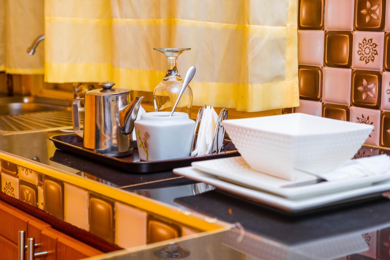 Airport Unique Hotel Entebbe Zewnętrze zdjęcie