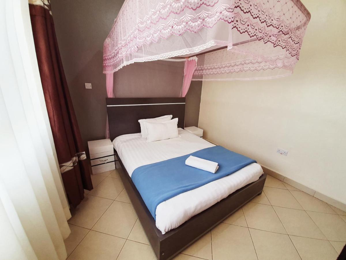 Airport Unique Hotel Entebbe Zewnętrze zdjęcie